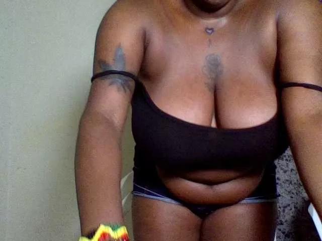 Watch 21 years old AfroBooty from BongaCams AfroBooty from BongaCams