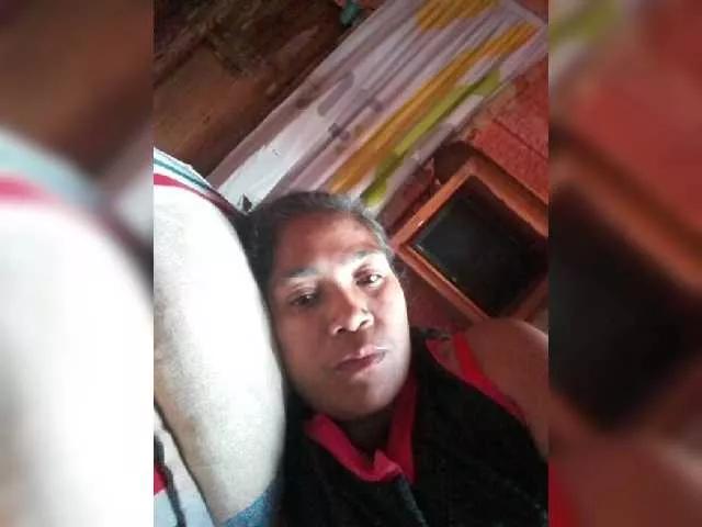 aina1 on BongaCams 
