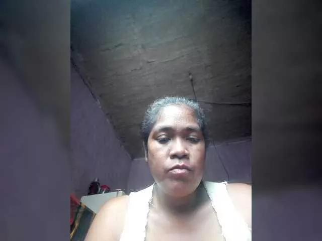 aina1 on BongaCams 