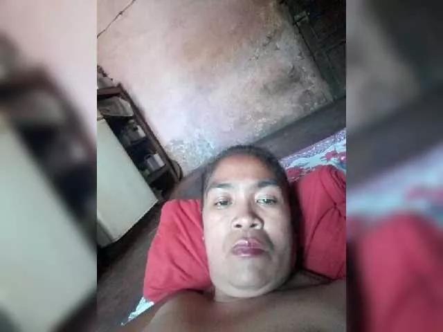 aina1 on BongaCams 