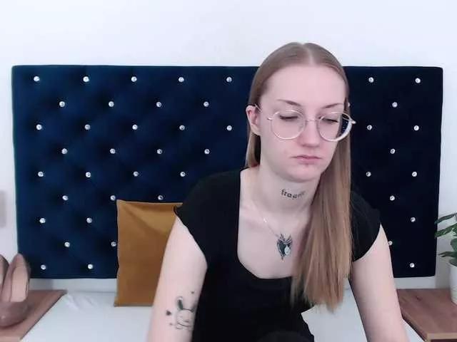 AlexaKisses on BongaCams 