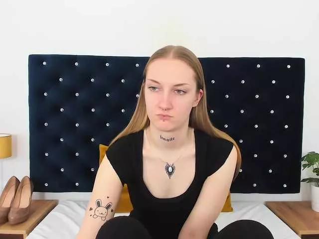 AlexaKisses on BongaCams 