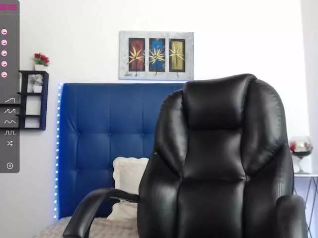 alicia-evanss on BongaCams