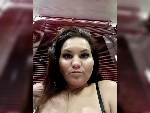 AlinasissySX from BongaCams