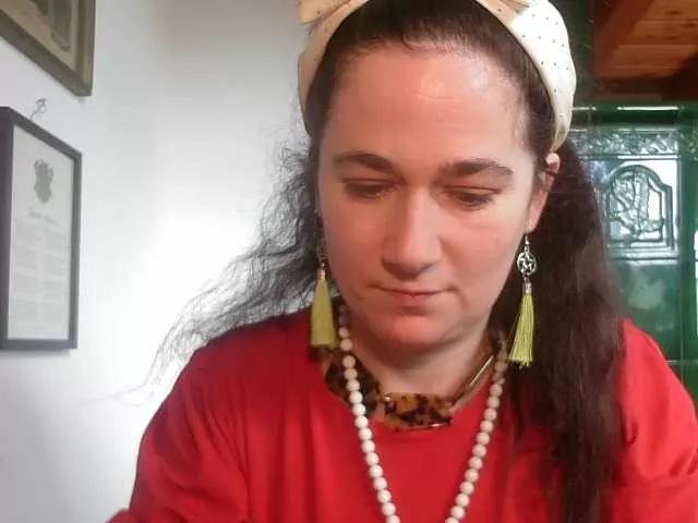 AmanelWhite from BongaCams