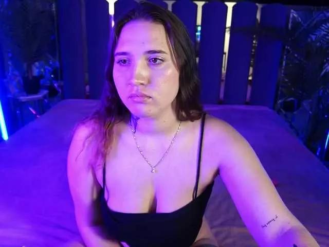 AmiraChase from BongaCams