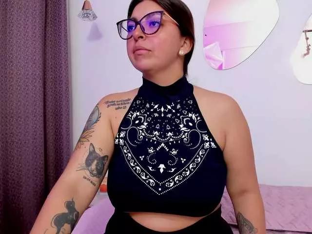 Anniie on BongaCams 