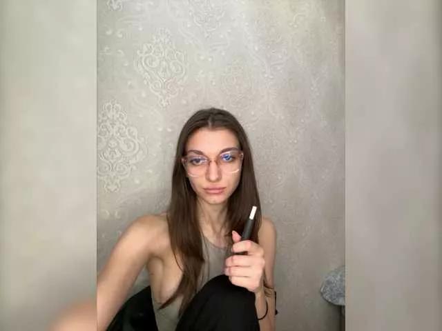 Arianalovesyou on BongaCams 