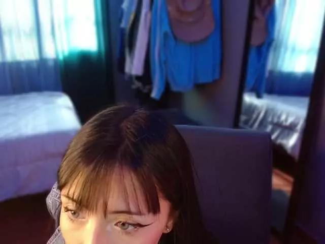 azuna1 from BongaCams