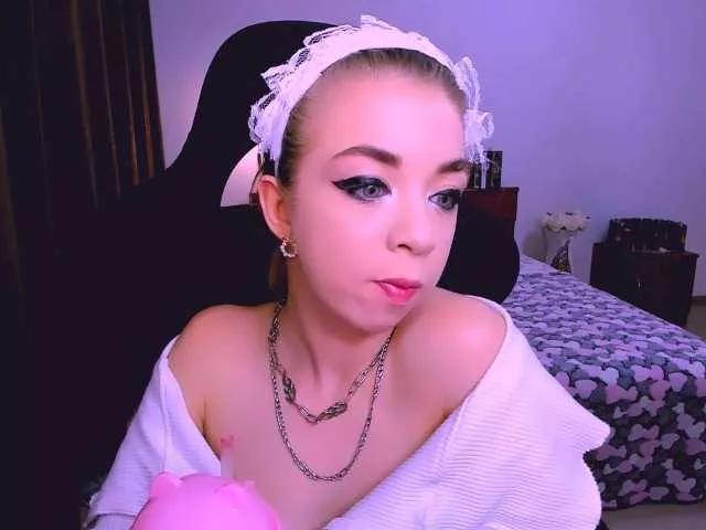 BabyNicole from BongaCams