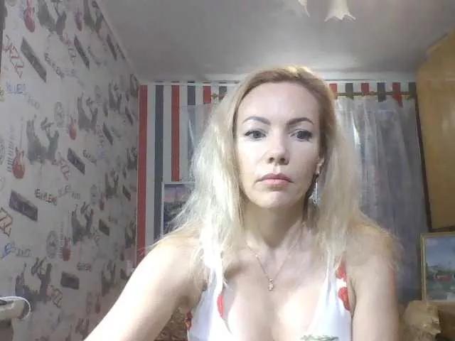 Bellilips on BongaCams 