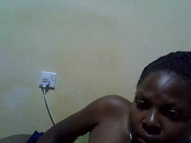 camilla-sweet from BongaCams