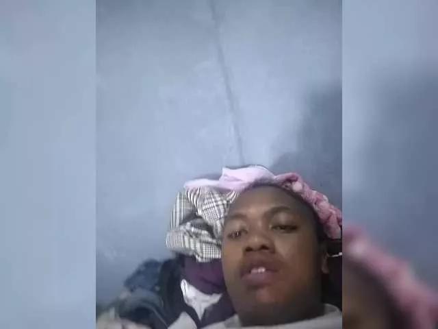 Explore amazing slut Candis69 Candis69 from BongaCams