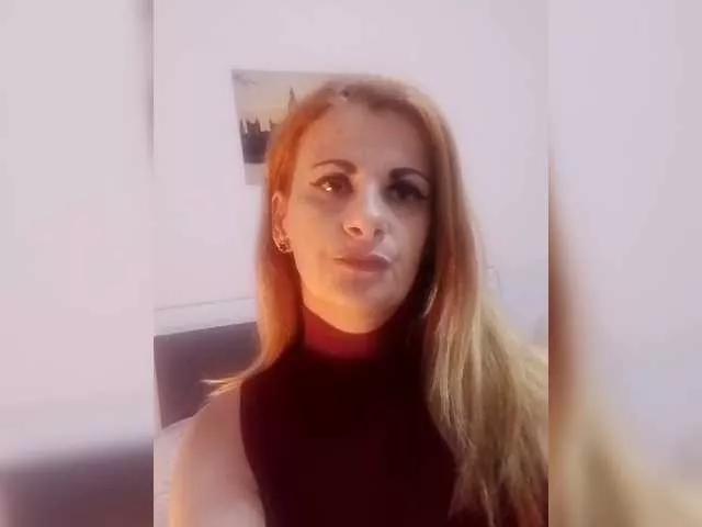 cassandra691 from BongaCams