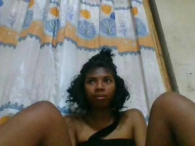 chaquinah on BongaCams