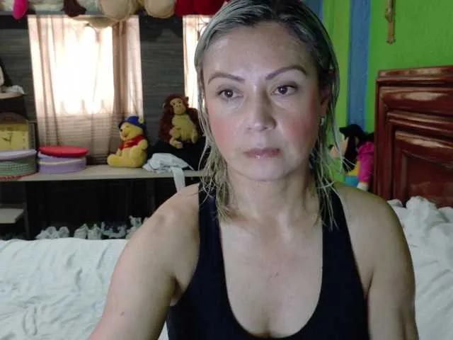 Charlizetheron1 — Freechat on BongaCams