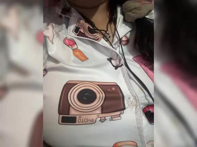 cherryyy-1 from BongaCams