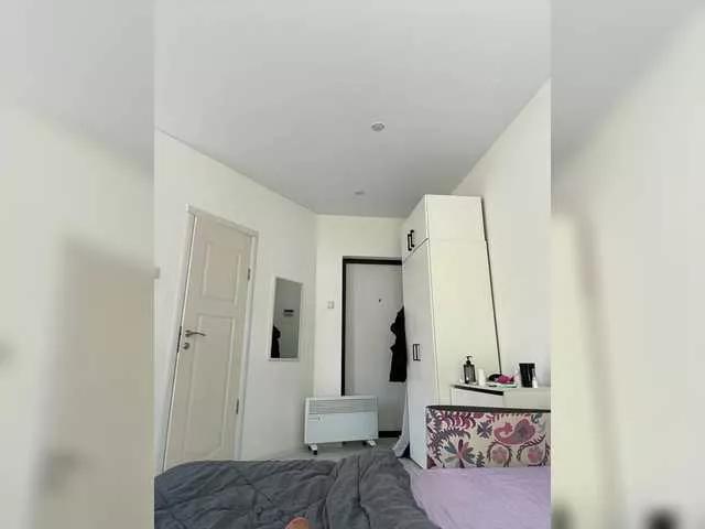 Chiculya from BongaCams