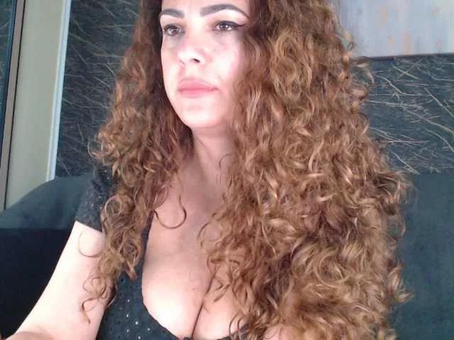 Masturbate to BongaCams's Curlygirl35 curlygirl35 from BongaCams