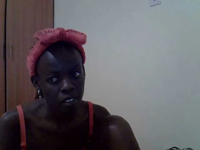 Ebonytrendy — #fetish friendly #ebony #flirt #PVT #camshow #anal #squirt