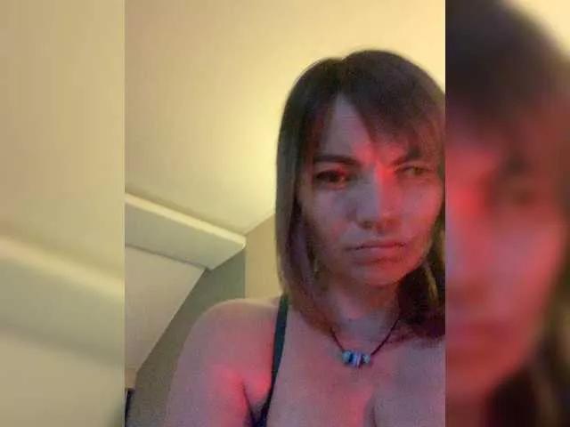 ElizavetaCream from BongaCams