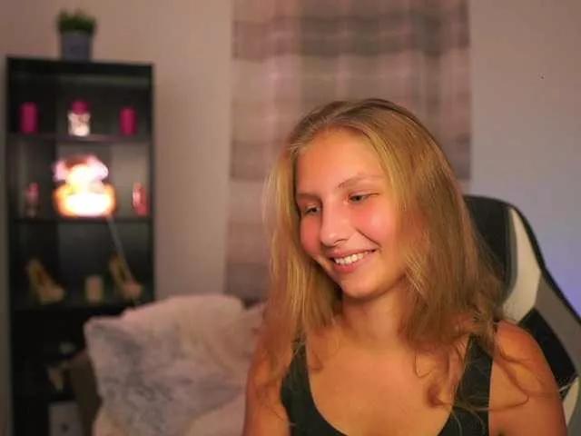 Dirty Emmiemurray wants you to fuck her body now emmiemurray from BongaCams