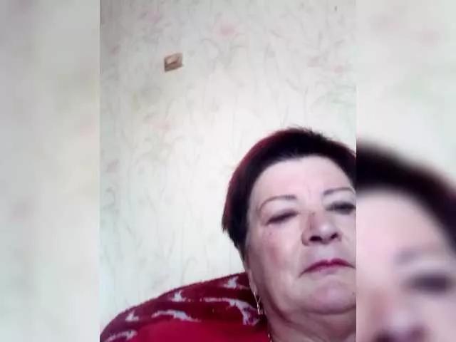 Empresswoman from BongaCams