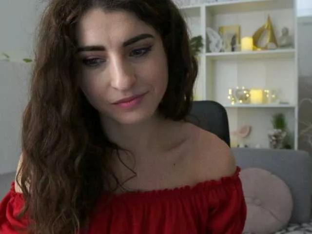 EVALOVIA on BongaCams 