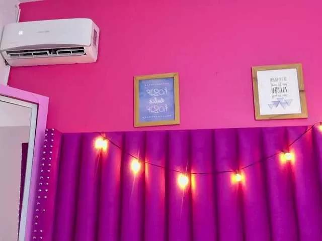 Join BongaCams's Hornysweetebony Hornysweetebony from BongaCams