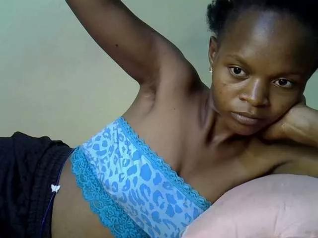 Hotdreamteen001 from BongaCams