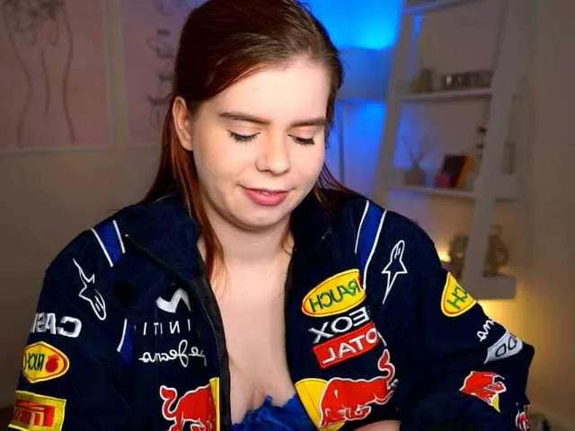 HotlineWme from BongaCams