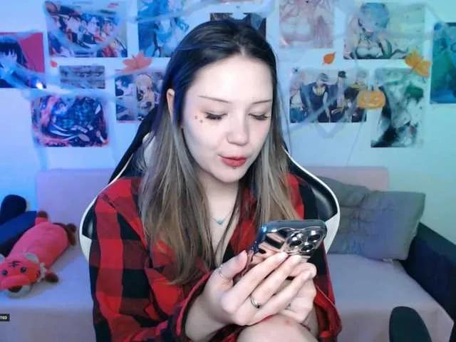 Join Hugo-Min, she wants to masturbate for you Hugo-Min from BongaCams