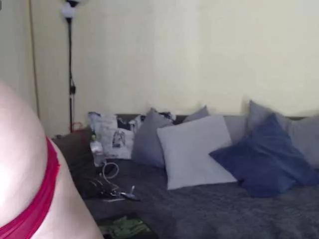 InnocentAngel69 on BongaCams 