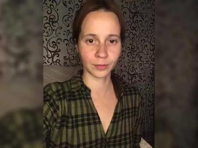 Januaryy on BongaCams 