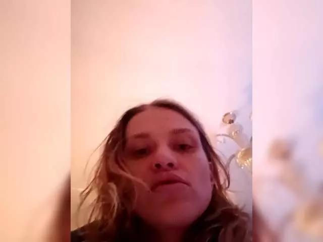 JuliaAlfa from BongaCams