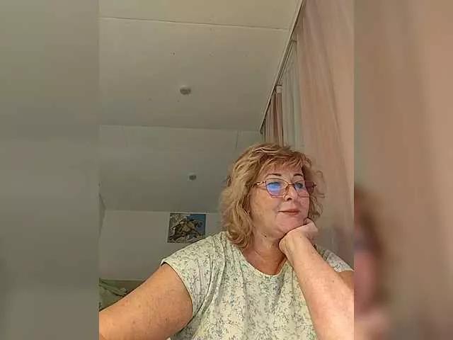 Try BongaCams's KarinkaSweet KarinkaSweet from BongaCams