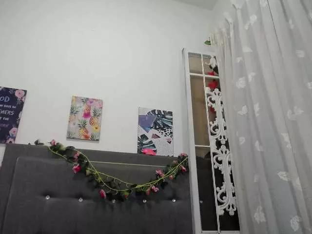 karlamooon69 on BongaCams 