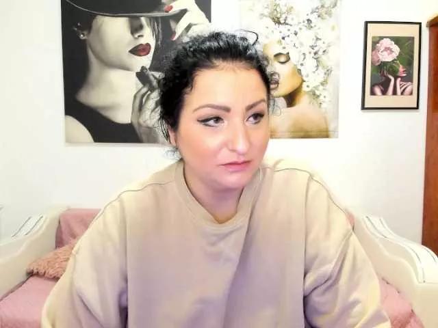 KatePraker from BongaCams