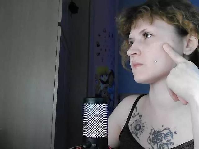 kiki001100 from BongaCams