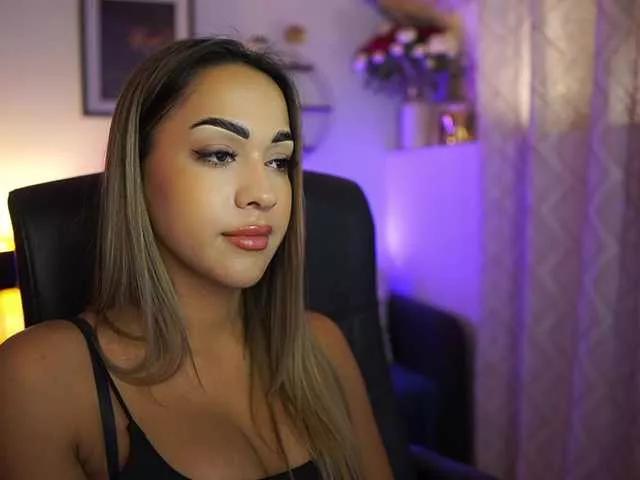 lanii4uxxx from BongaCams