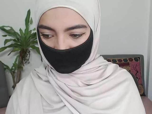 LaylaSamir from BongaCams