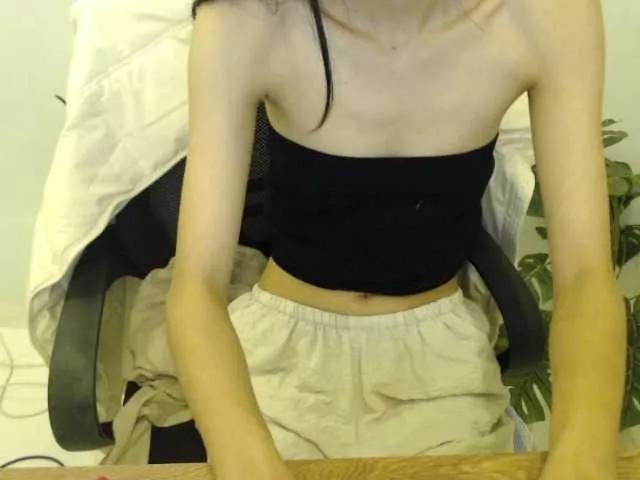 lianaa98 from BongaCams