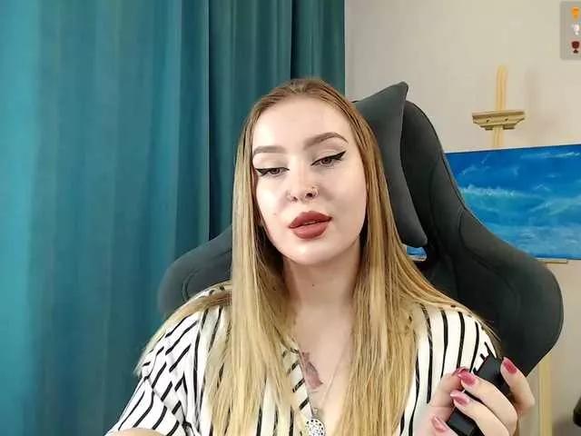 lindabanana on BongaCams
