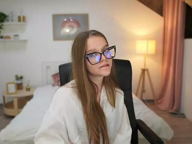 lisamccoy from BongaCams