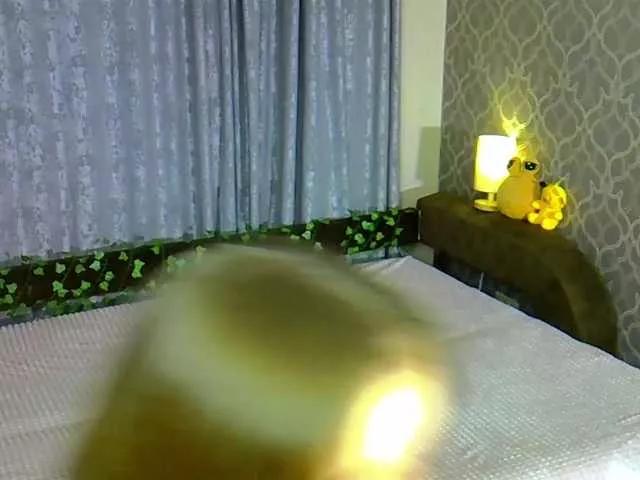 Explore BongaCams's LittleLisse LittleLisse from BongaCams