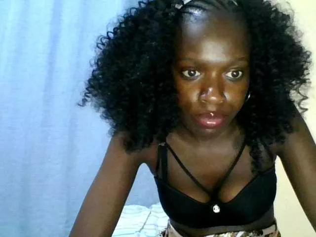 Lolasweet002 from BongaCams