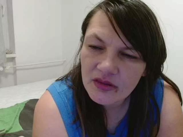 Dirty Luci22 wants you to fuck her body now Luci22 from BongaCams