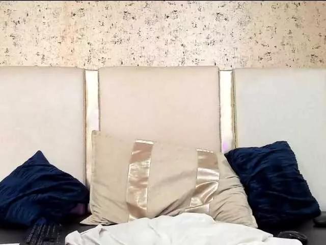 Explore naked performer Maddy-jacksonw maddy-jacksonw from BongaCams