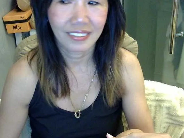 MariaLeteciaFilipina — Hey Good Morning, im ready im on the mood to play ! 