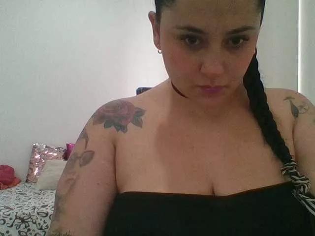 Mariana from BongaCams